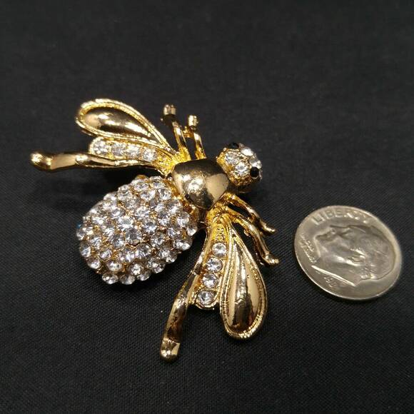 Vintage Clear Rhinestone Bee Insect Brooch, Black Rhinestone Eyes, Gold Plated - Picture 7 of 9